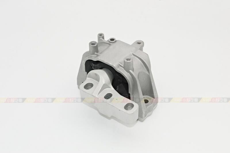 Beetle Passat B6 B7 Scirocco Touran Golf 5 6 Golf Plus Jetta Caddy CC Eos 柴油 右 引擎腳 全新
