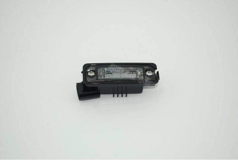 (VAG小賴汽車)VW Golf 5 golf5 polo 9n5 牌照燈 全新