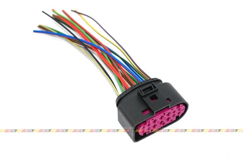 (VAG小賴汽車)VW Audi Skoda 1J0973737 大燈 插頭 全新