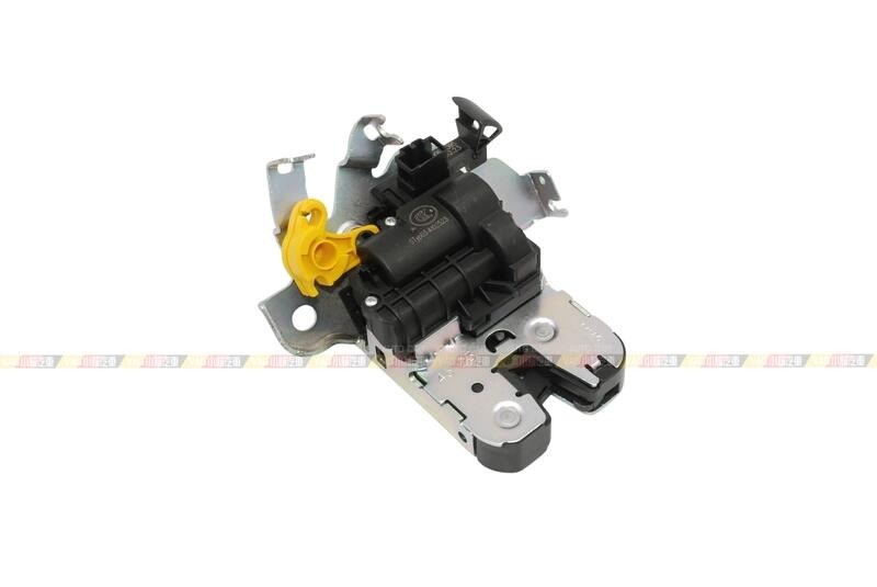 (VAG小賴汽車)後廂 行李箱 六角鎖 4M0827506B 4M0827506C 4M0827506D 全新