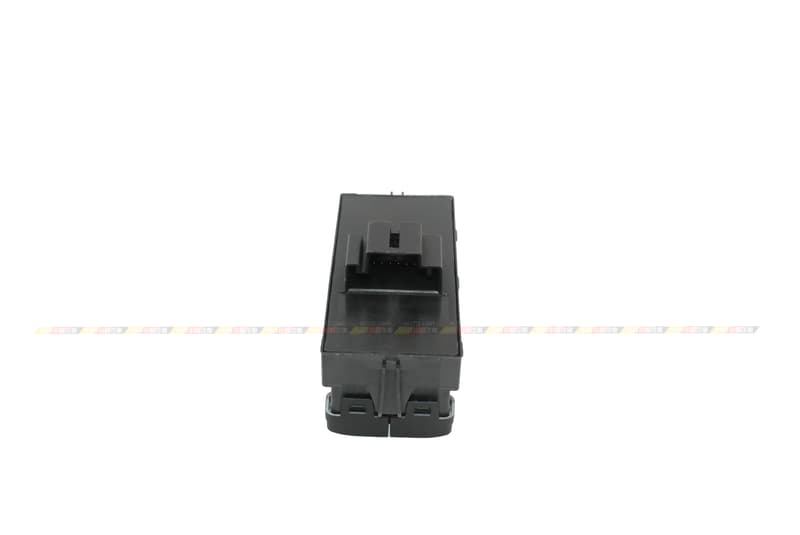 **全新副廠件**  中國製  保固6個月  品質優良安心使用  959-006-003   3G0959857C IHA  購買前請提供車身號碼確認